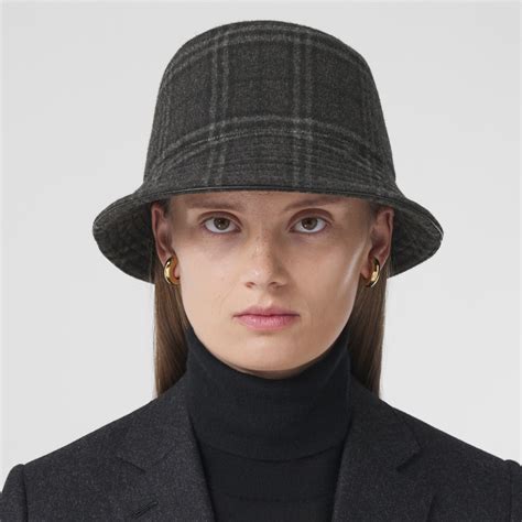 cappello donna burberry|Burberry Limited.